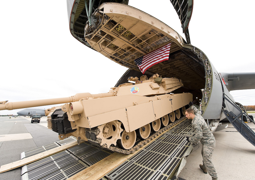 Lockheed Martin feiert 50 Jahre Erstflug der C 5 Galaxy Lockheed Martin hat die letzte C 5M Galaxy an die USAF